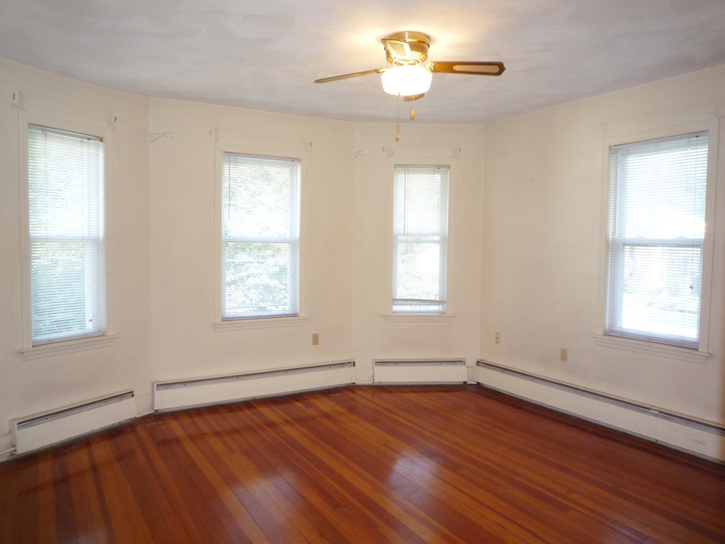 17 Columbia Road Wakefield, MA 01880 - Photo 2 of 9 Gallery Image 2