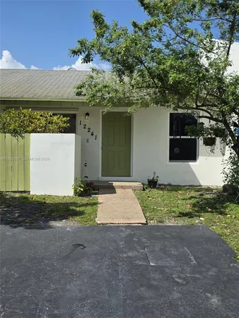 $3,400 | 12241 Southwest 115th Terrace, Unit 12241, Miami, FL 33186
