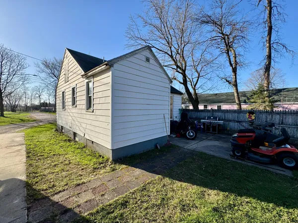$75,000 | 156 Main Street, Waltham, MN 55982
