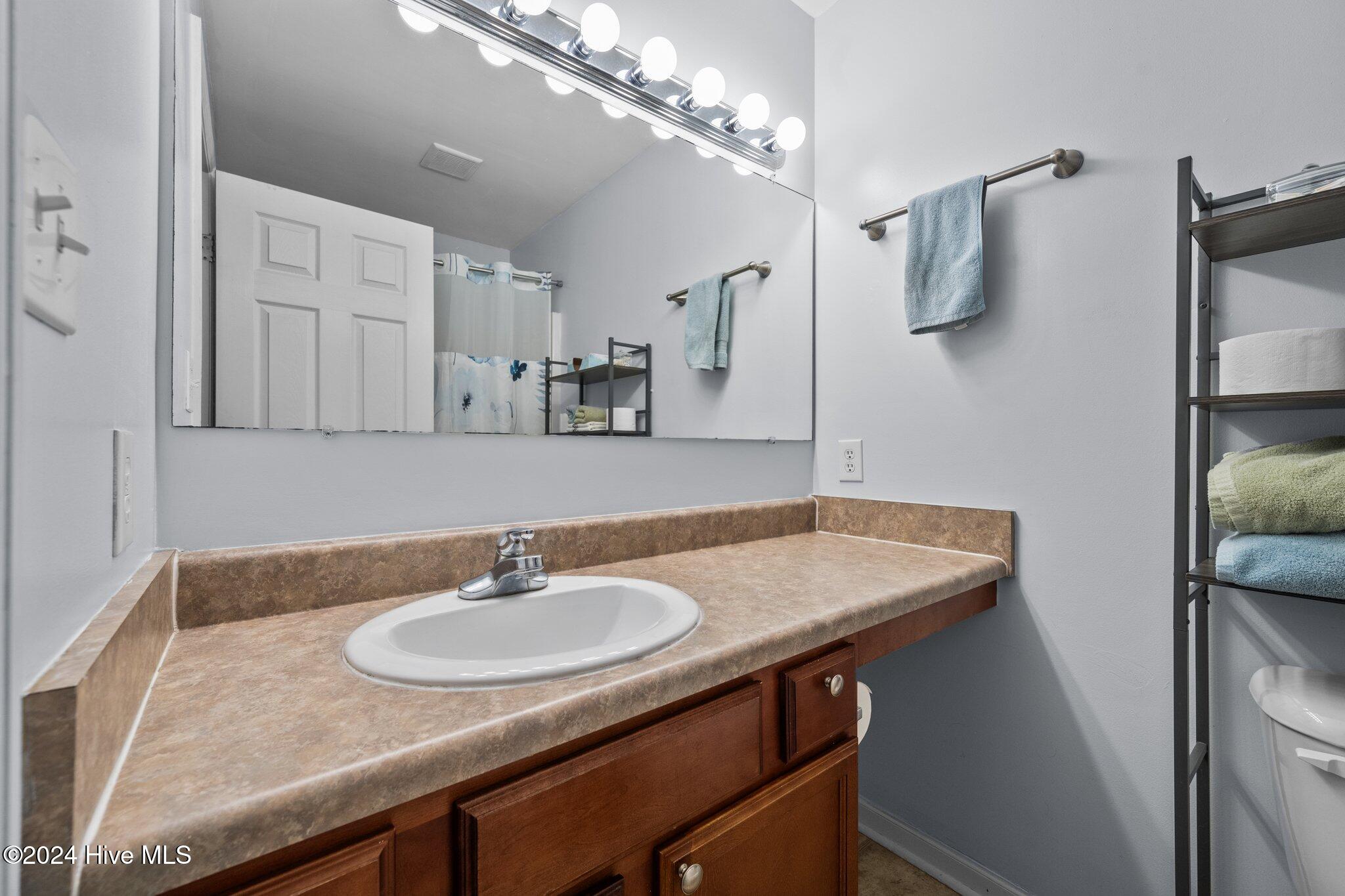 244 Smallwood Road Hubert, NC 28539 - Photo 13 of 33 32-web-or-mls-_Z727106