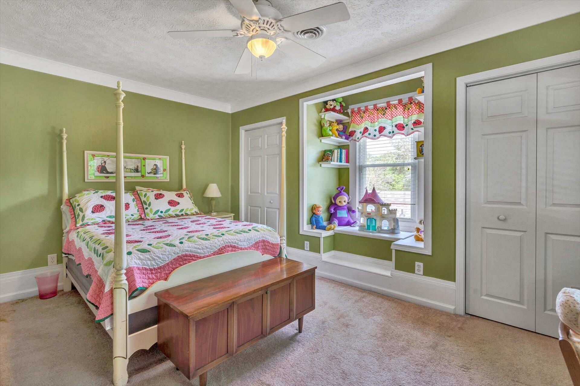 6044 Cove Road Roanoke, VA 24019 - Photo 24 of 67 24-SHOWS GREAT-19