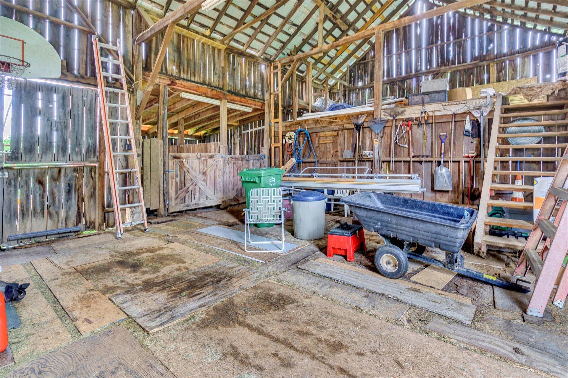 6044 Cove Road Roanoke, VA 24019 - Photo 42 of 67 42-SHOWS GREAT-31