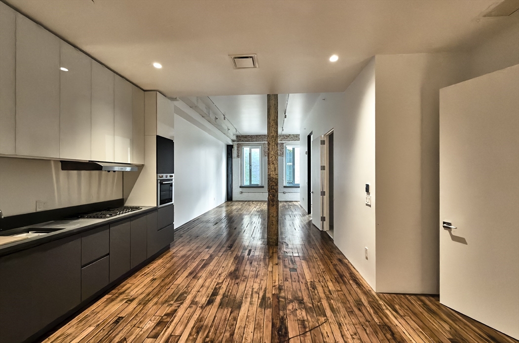 520 State Road, Unit 206 North Adams, MA 01247 - Photo 4 of 17