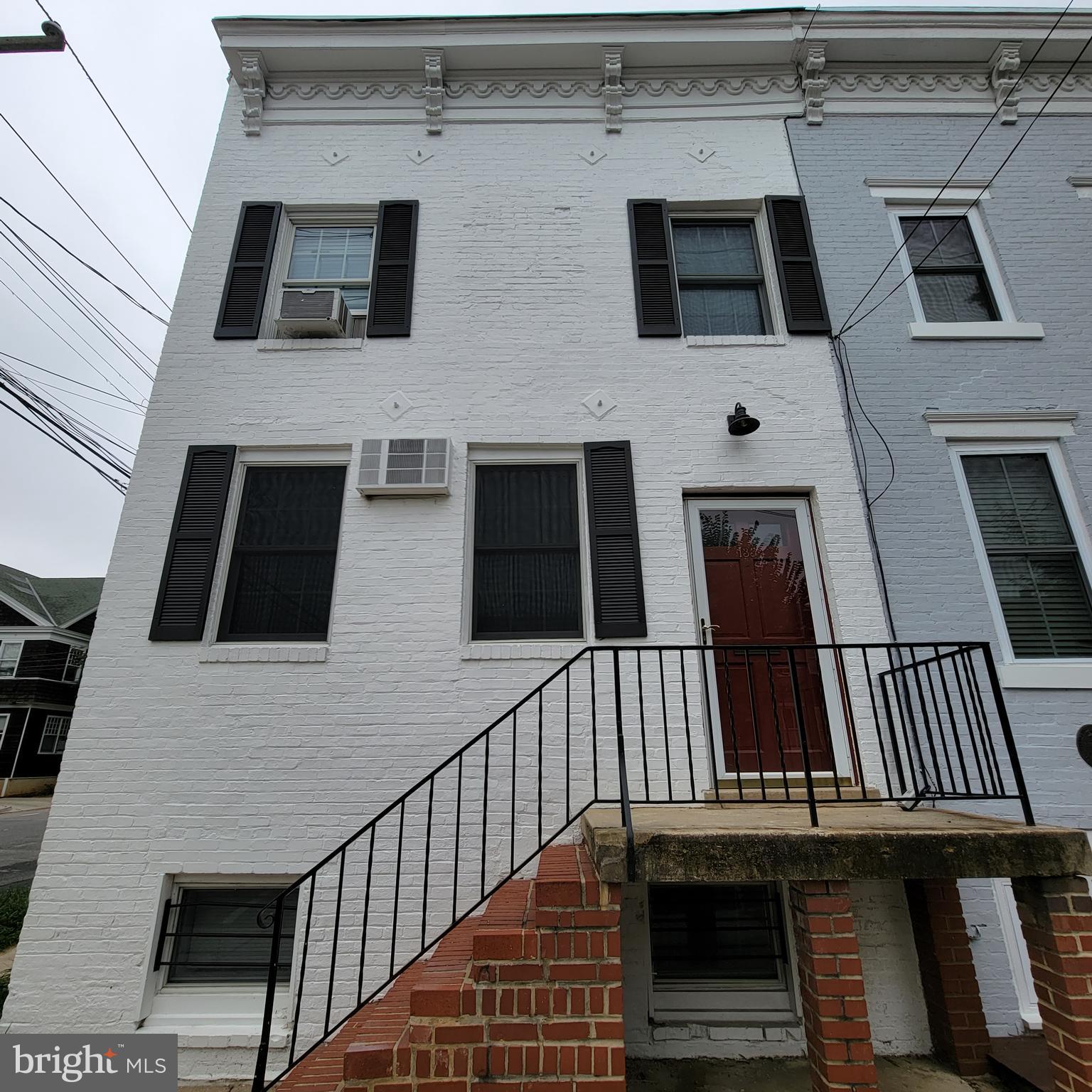 133 North Payne Street, Unit 2 Alexandria, VA 22314 - Photo 1 of 16 a view of front door of house
