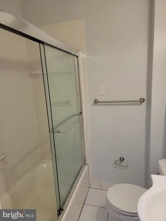 $1,800 | 133 North Payne Street, Unit 2, Alexandria, VA 22314