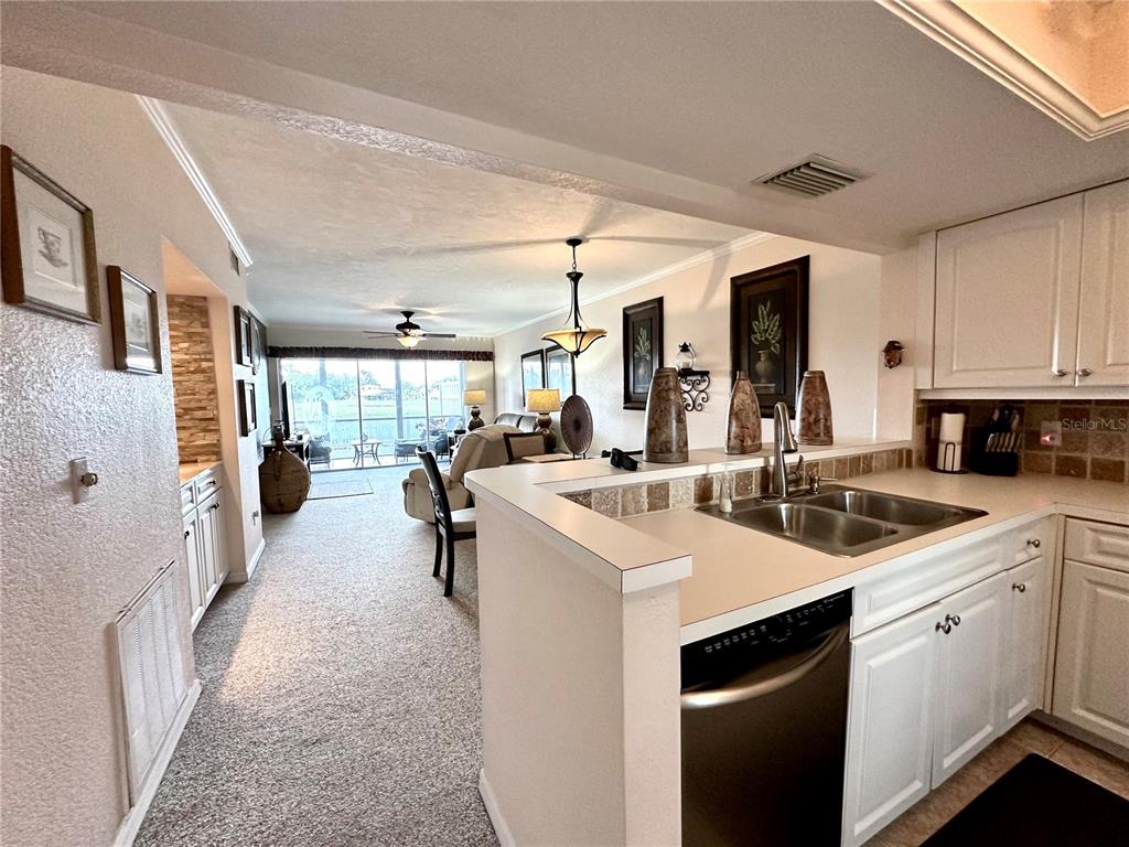 1340 San Cristobal Avenue, Unit 103 Punta Gorda, FL 33983 - Photo 32 of 40