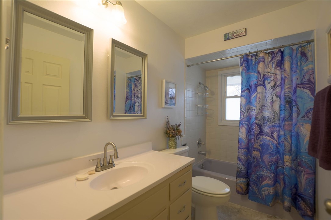542 Buckingham Drive Decatur, IL 62526 - Photo 28 of 37 Gallery Image 28