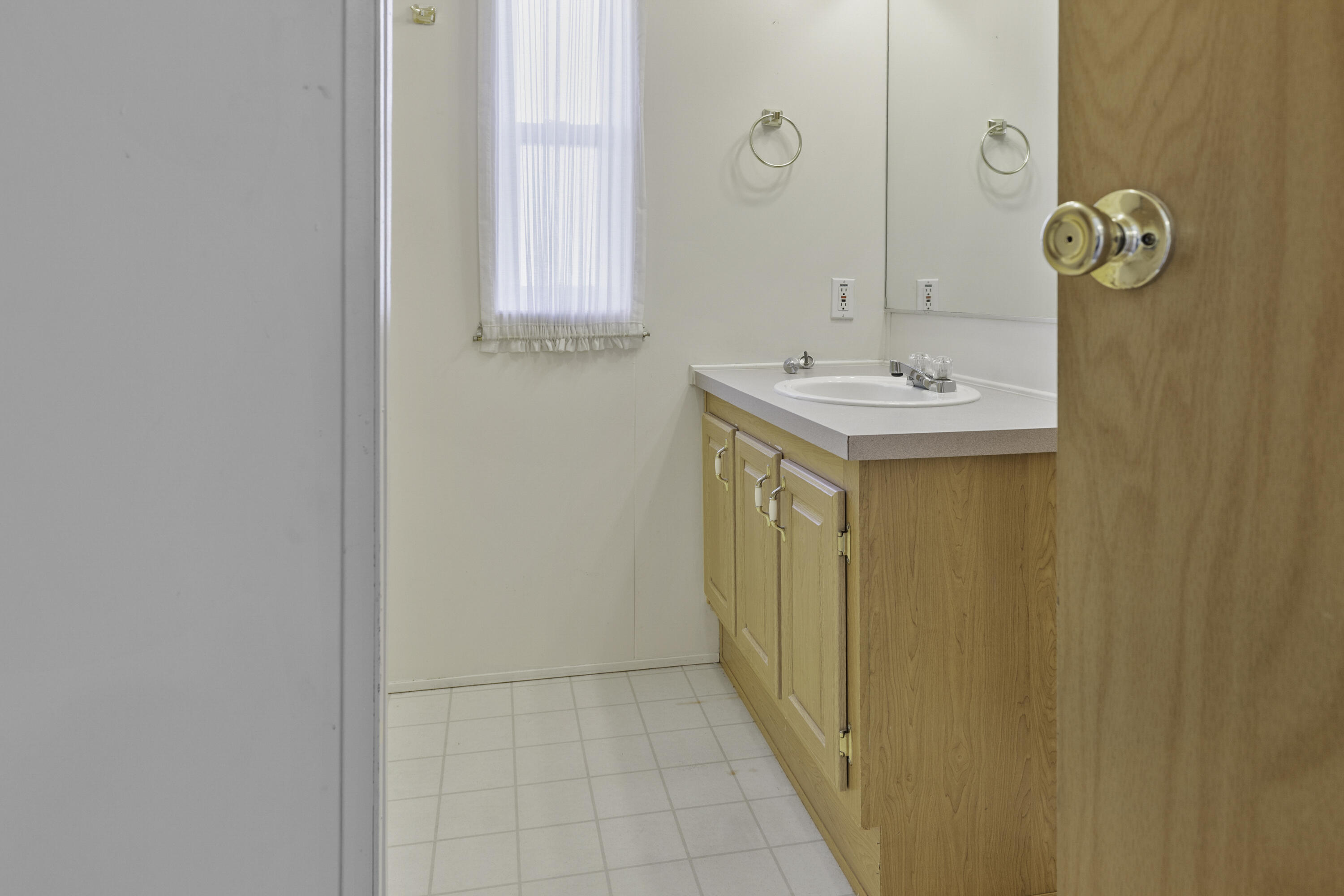 14045 Southwest Ridge Place Terrebonne, OR 97760 - Photo 15 of 27 14045 SW Ridge Pl -20