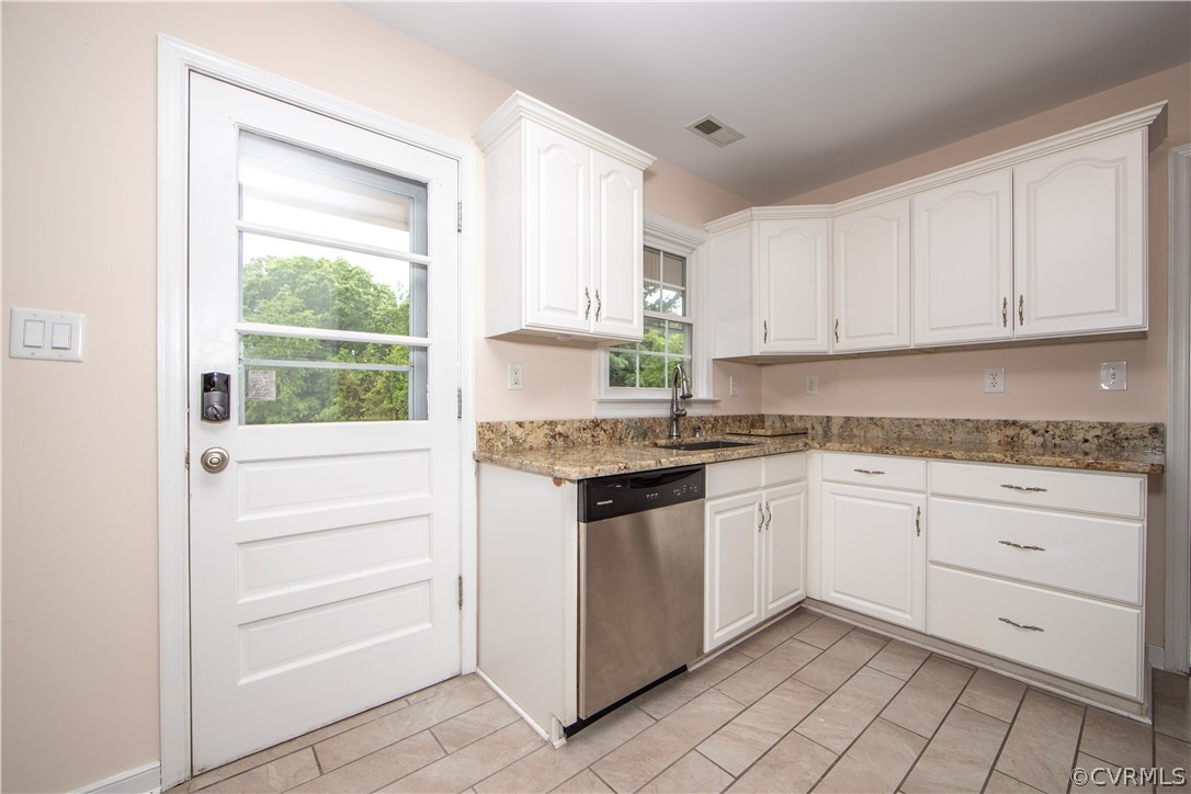 3353 Three Bridge Road Powhatan, VA 23139 - Photo 12 of 28 Gallery Image 12