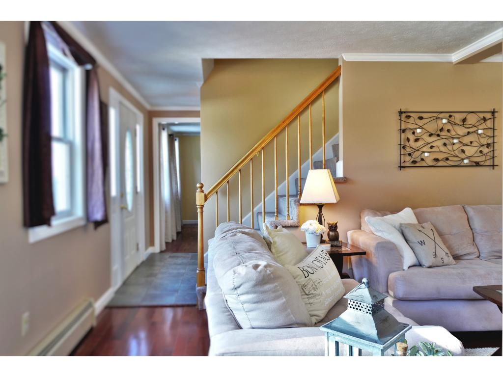 104 Robert Hall Road Manchester, NH 03103 - Photo 6 of 26
