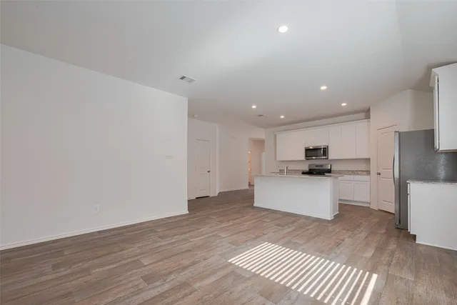 $2,300 | 30842 Brightwell Bend, Fulshear, TX 77441