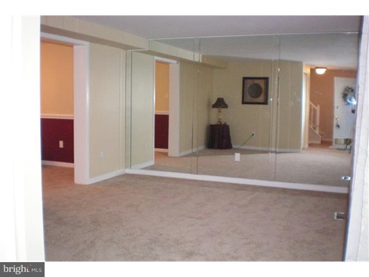 2 Decatur Lane Sicklerville, NJ 08081 - Photo 2 of 14 Gallery Image 2