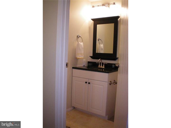 2 Decatur Lane Sicklerville, NJ 08081 - Photo 11 of 14 Gallery Image 11