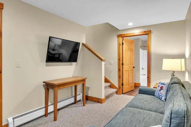 $440,000 | 19 White Pine Drive, Unit 4728, Jay, VT 05859