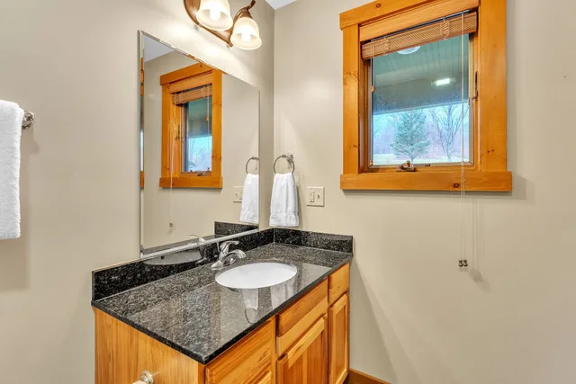 $440,000 | 19 White Pine Drive, Unit 4728, Jay, VT 05859