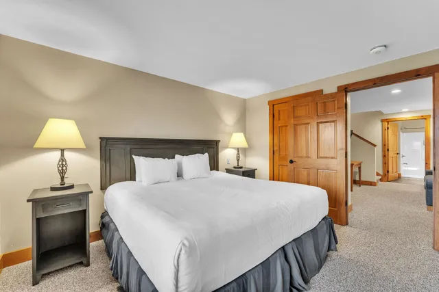 $440,000 | 19 White Pine Drive, Unit 4728, Jay, VT 05859