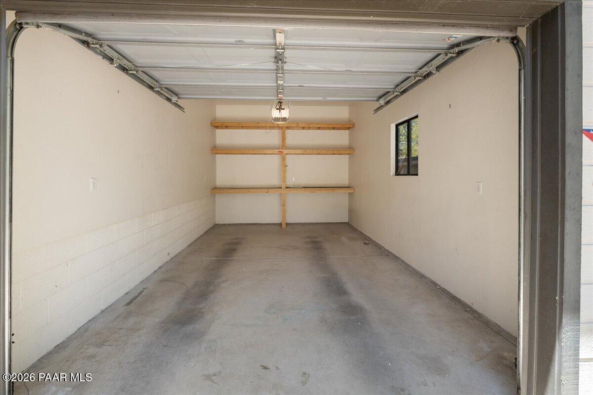 1388 East Pine Ridge Drive Prescott, AZ 86303 - Photo 15 of 16 12-Garage