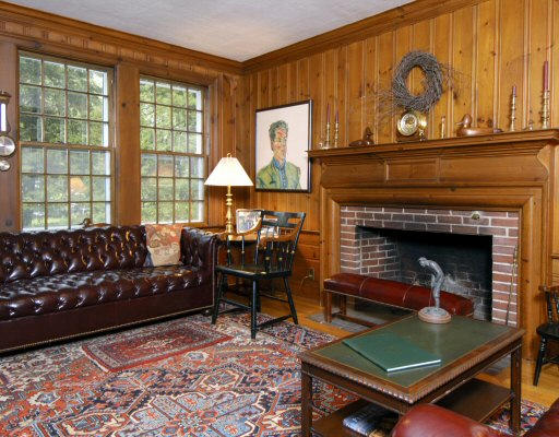 116 Laurel Road Brookline, MA 02467 - Photo 4 of 4 Gallery Image 4