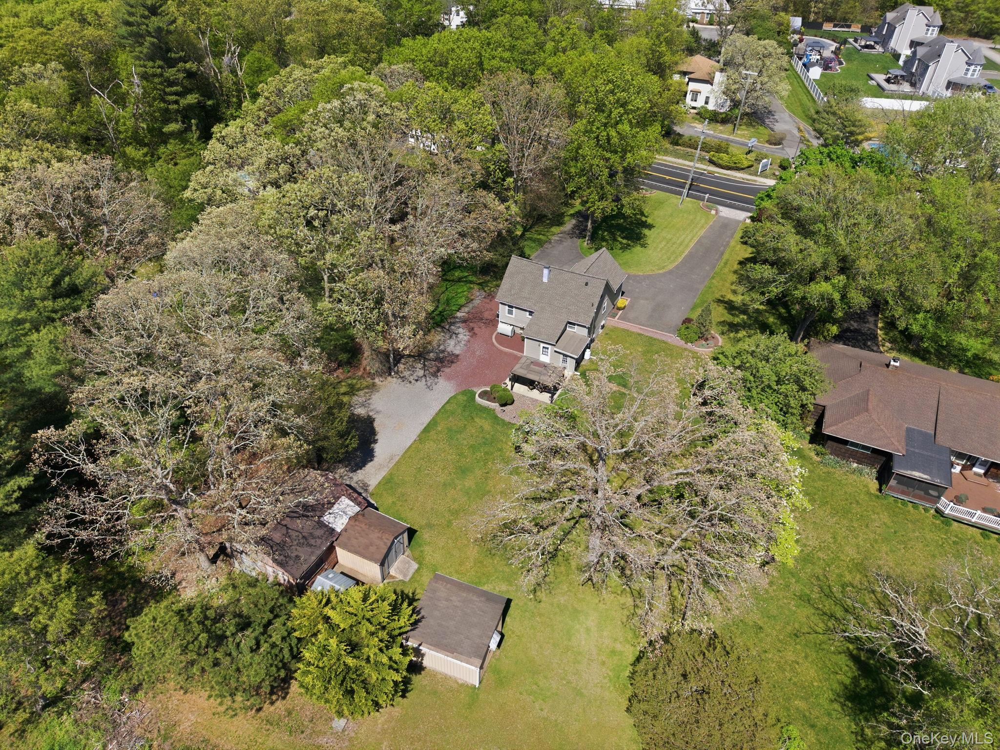 50 Rocky Point Road Middle Island, NY 11953 - Photo 6 of 28