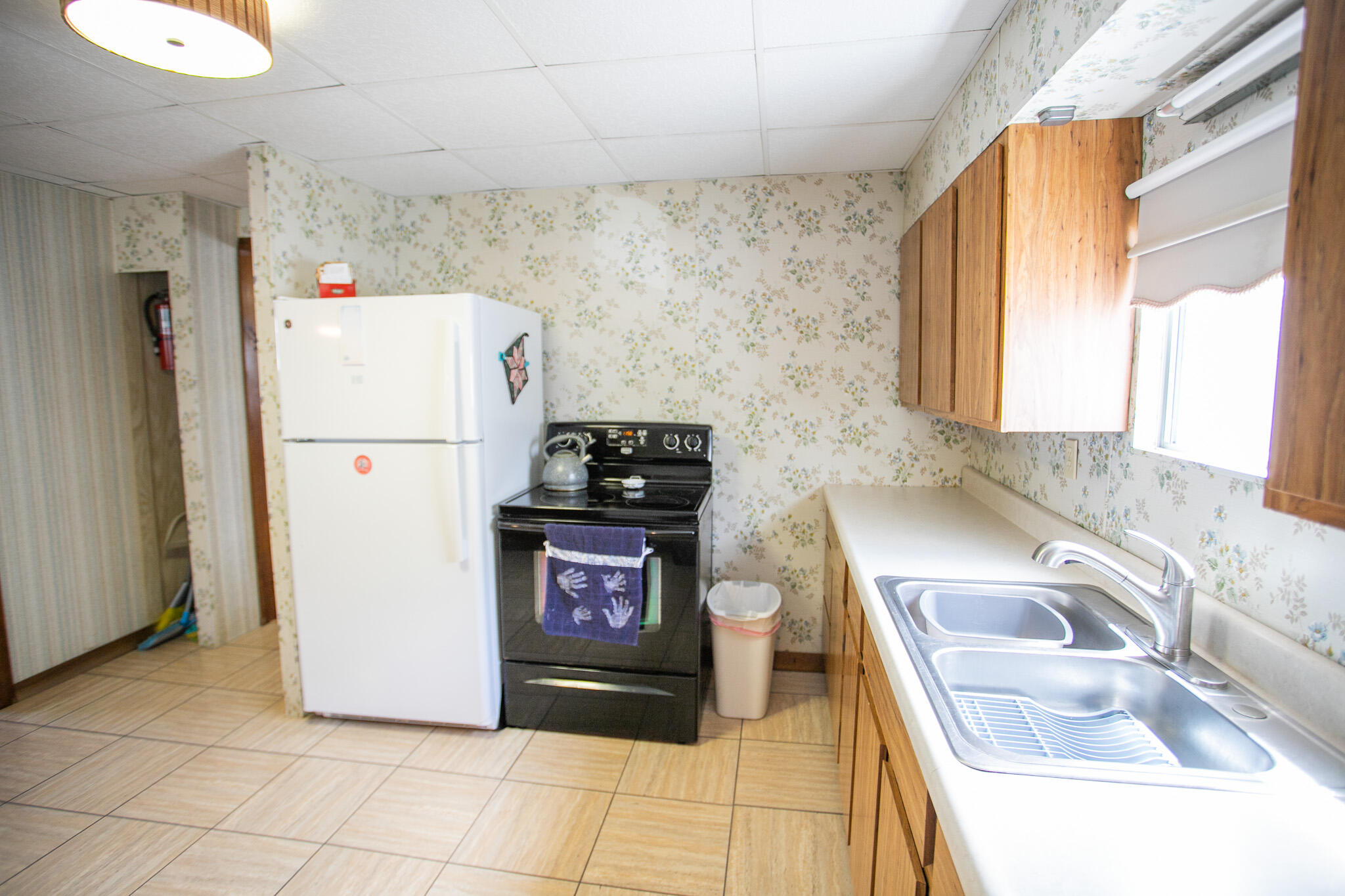 23 Spruce Street East Millinocket, ME 04430 - Photo 16 of 63 IMG_0364