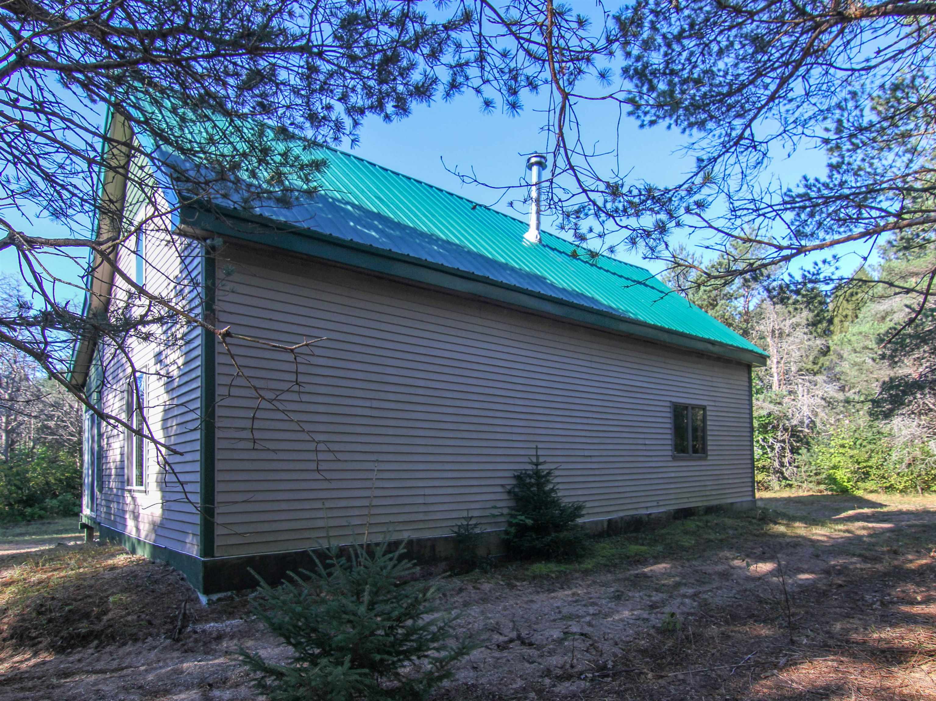 9447 No 1 Road Copemish, MI 49625 - Photo 3 of 29 1904389-2.JPG