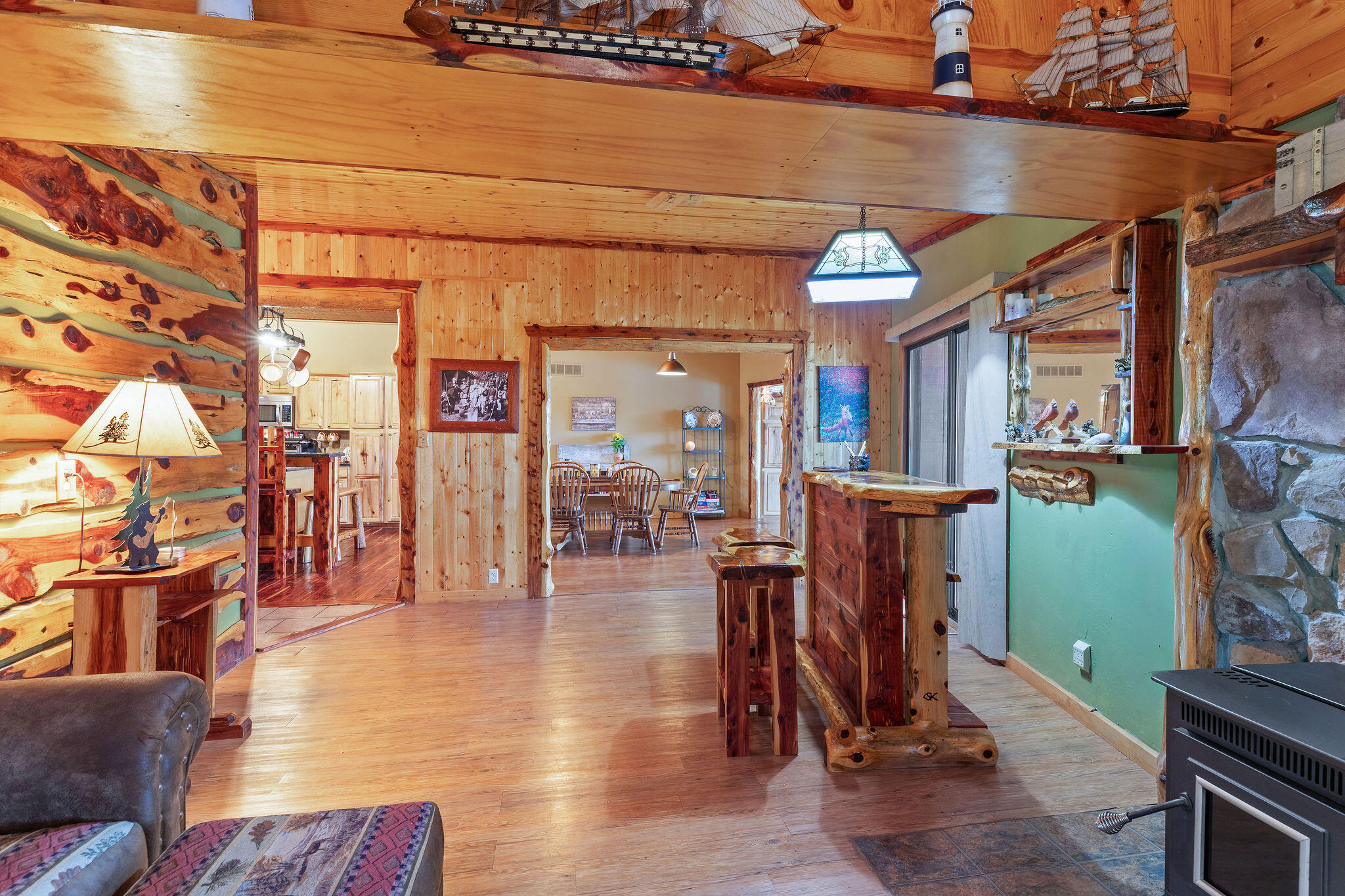 26429 Kings River Road Shell Knob, MO 65747 - Photo 19 of 56 Bar Area