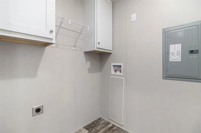 $129,900 | 27 Foxtrot Drive, Charlestown, RI 02813