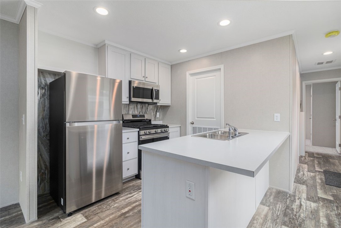 27 Foxtrot Drive Charlestown, RI 02813 - Photo 3 of 23