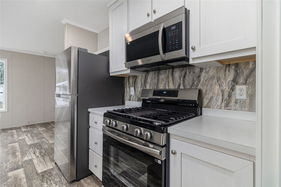 27 Foxtrot Drive Charlestown, RI 02813 - Photo 4 of 23