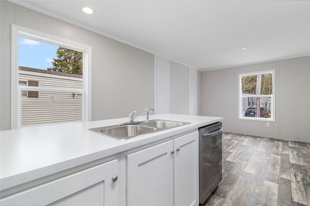 27 Foxtrot Drive Charlestown, RI 02813 - Photo 7 of 23