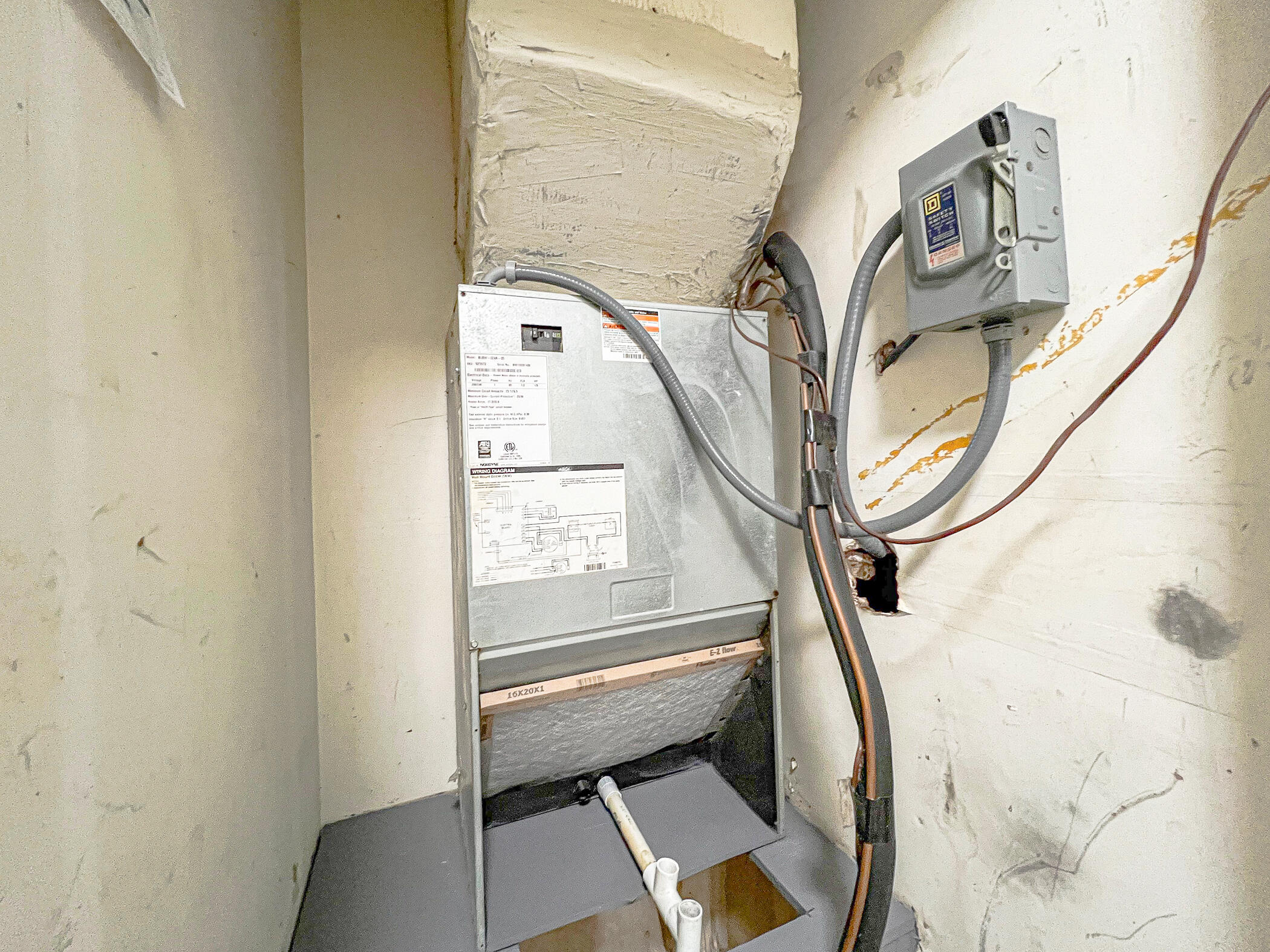 16 Court Drive Destin, FL 32541 - Photo 49 of 50 a view of front door