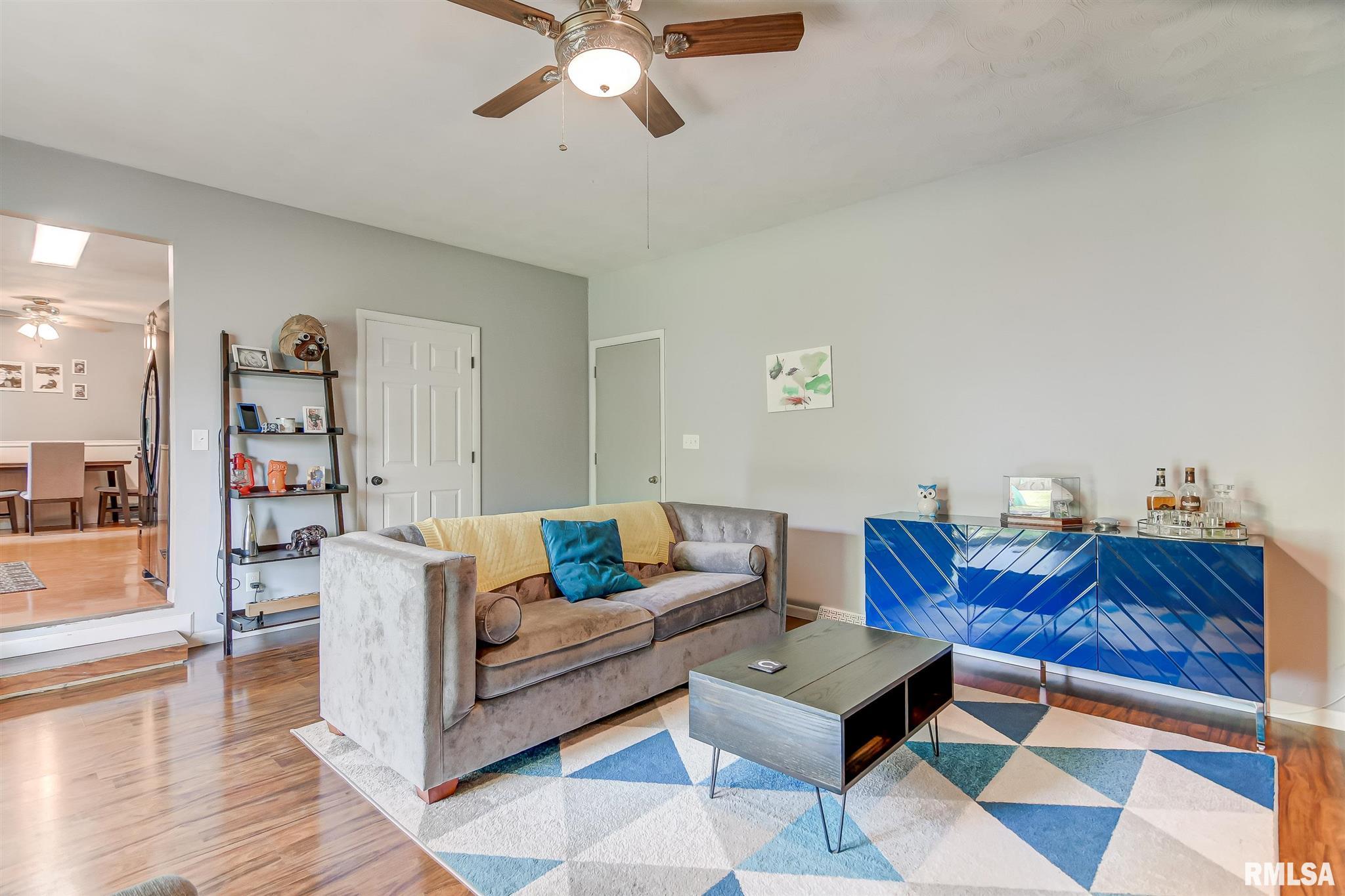 1812 East Hazel Dell Road Springfield, IL 62703 - Photo 26 of 37 Gallery Image 26