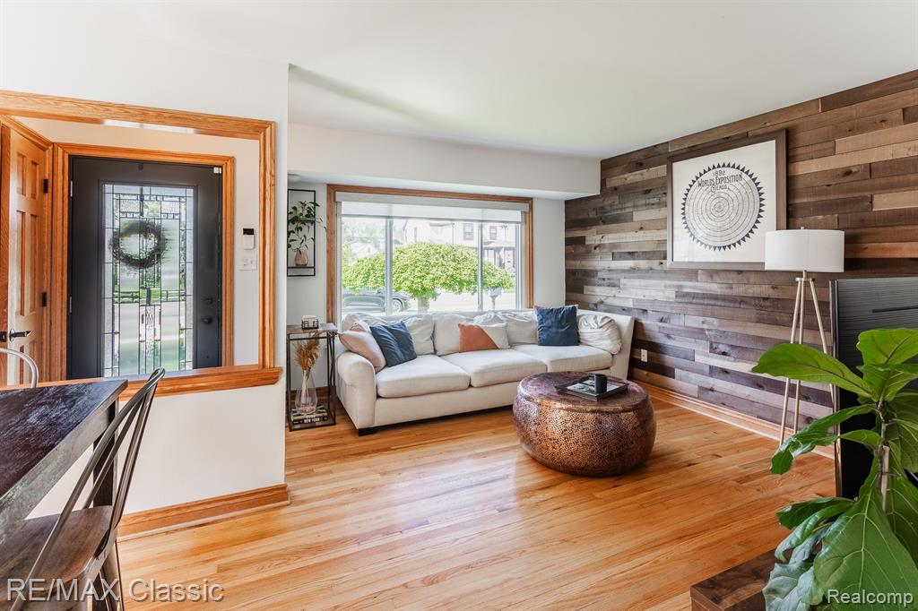 3601 Normandy Road Royal Oak, MI 48073 - Photo 5 of 26