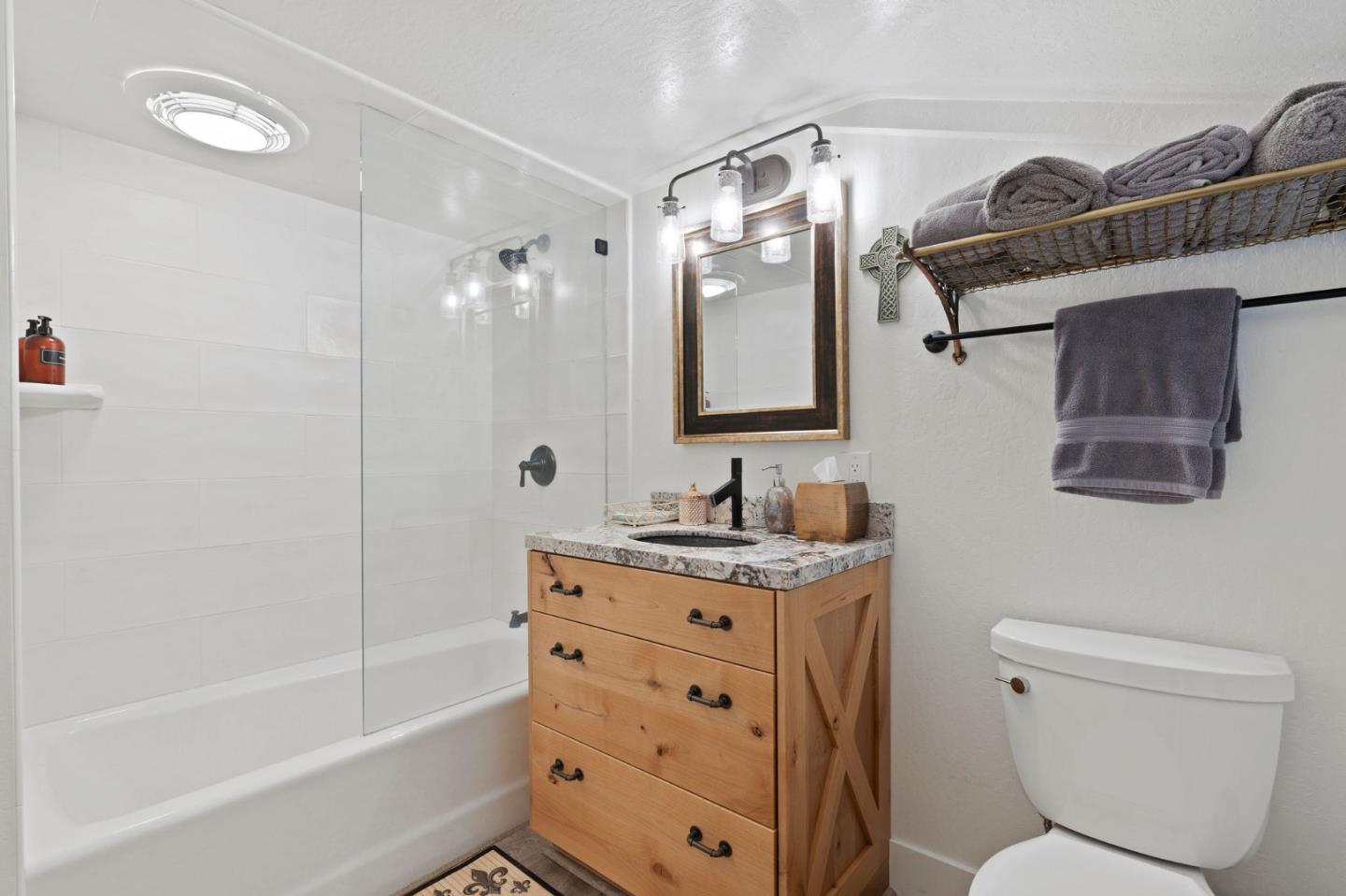 28 Clubhouse Road Santa Cruz, CA 95060 - Photo 17 of 36 Gallery Image 17