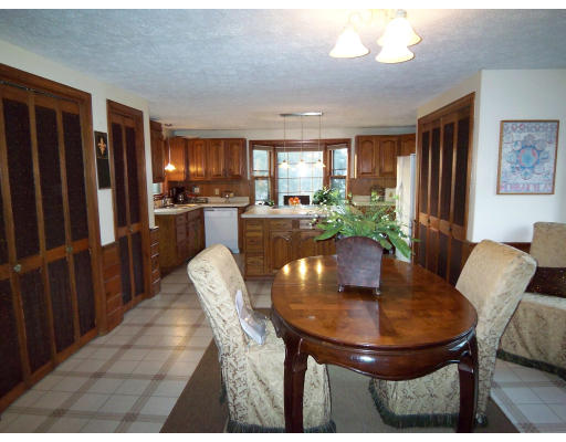 12-14 Berkeley Road North Andover, MA 01845 - Photo 12 of 24 Gallery Image 12
