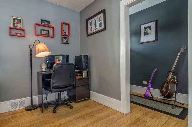 184 Ocean House Road Cape Elizabeth, ME 04107 - Photo 12 of 32 184 Ocean House Rd - Living Room -...