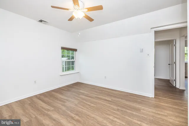 $2,100 | 405 Edgewood Avenue, Horsham, PA 19044