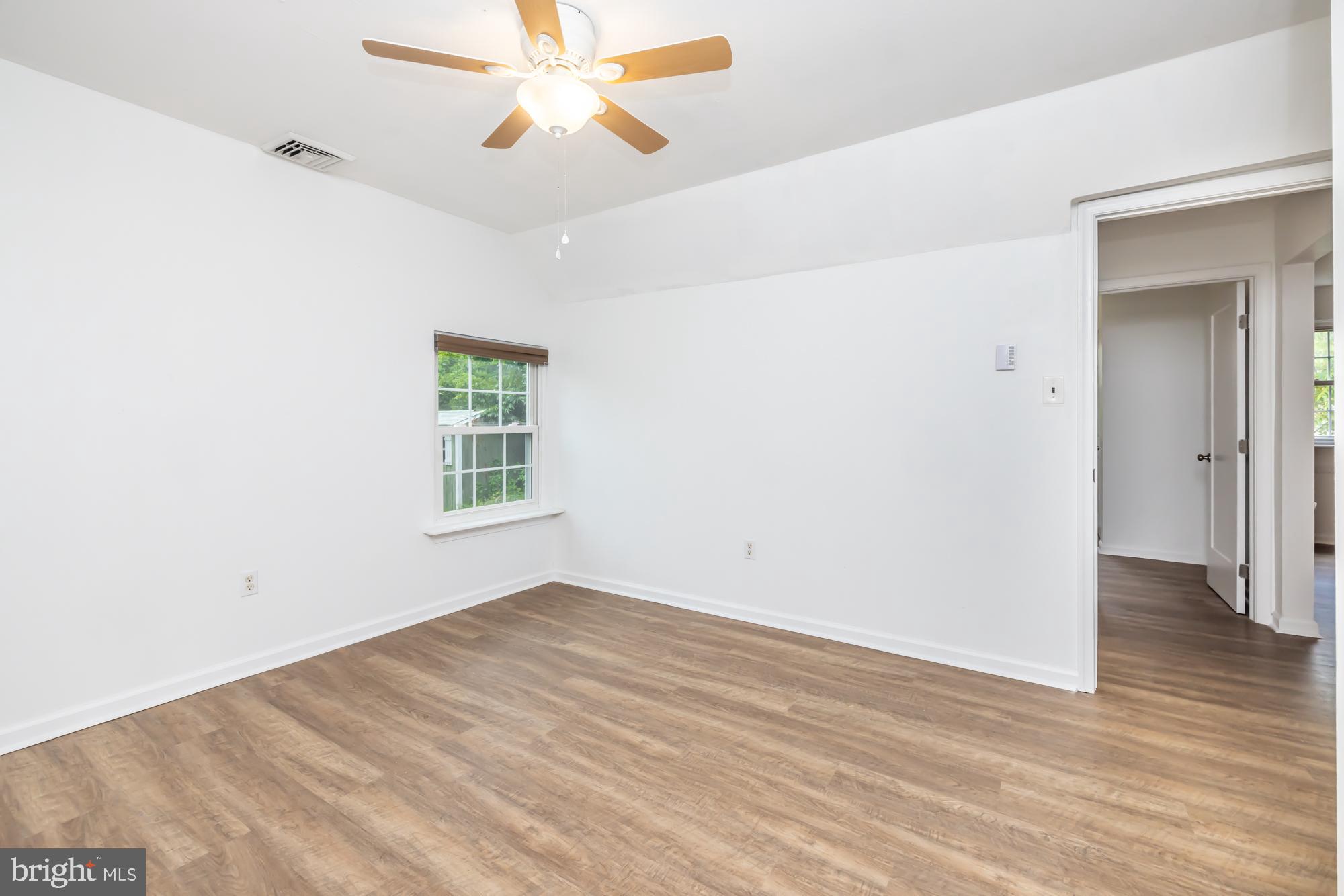 405 Edgewood Avenue Horsham, PA 19044 - Photo 24 of 32 Bedroom #2 with lighted ceiling fan
