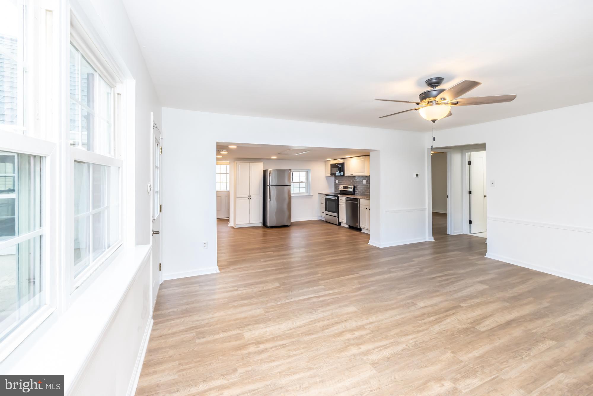 405 Edgewood Avenue Horsham, PA 19044 - Photo 32 of 32 Large open floor plan