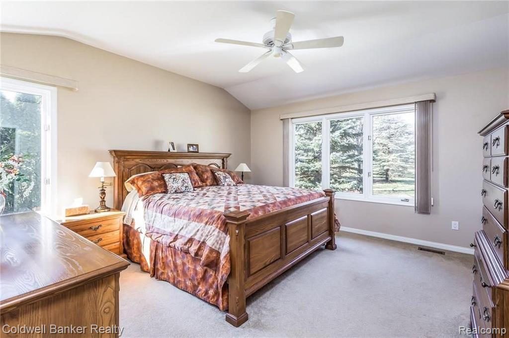 836 Shortridge Avenue Rochester Hills, MI 48307 - Photo 17 of 51