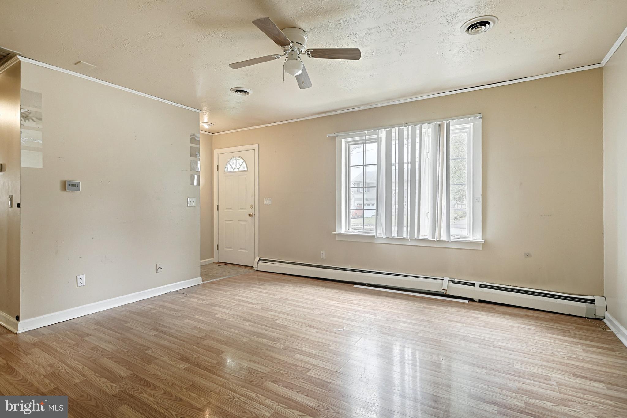 26 Scott Street Hanover, PA 17331 - Photo 5 of 28