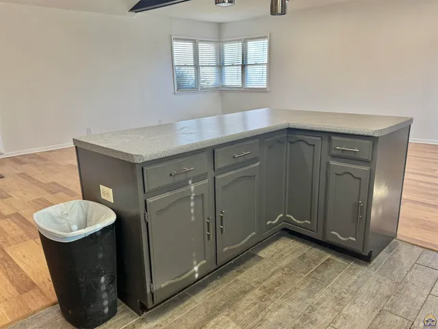 $179,999 | 507 East 8th Street, Alma, KS 66401