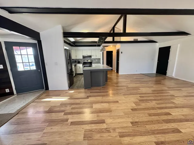 $179,999 | 507 East 8th Street, Alma, KS 66401