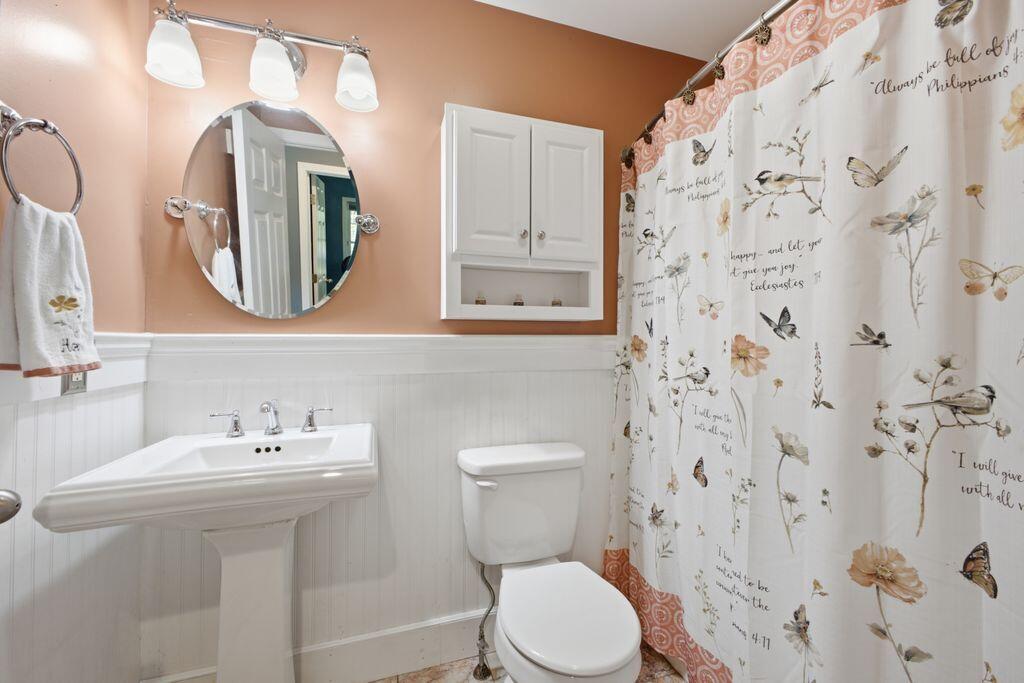 147 Spiller Hill Road Raymond, ME 04071 - Photo 16 of 44 17__V5A7757
