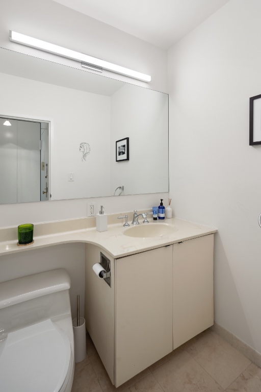 32 East 76th Street, Unit 1403 Manhattan, NY 10021 - Photo 8 of 9 Photo 8