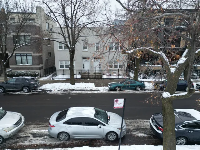 $1,350,000 | 1106 West Polk Street, Chicago, IL 60607