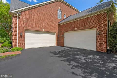 $2,295,000 | 11209 Greenbriar Preserve Lane, Potomac, MD 20854