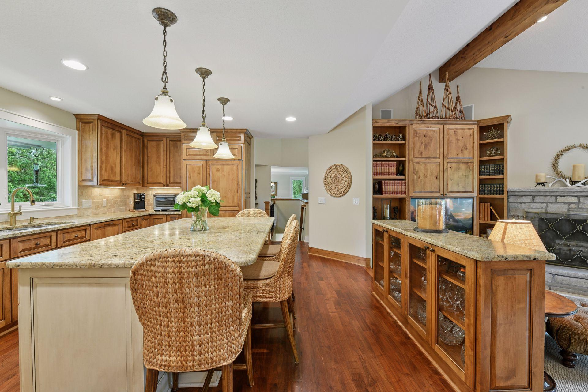 2115 Springwood Road Wayzata, MN 55391 - Photo 10 of 45 Gallery Image 10