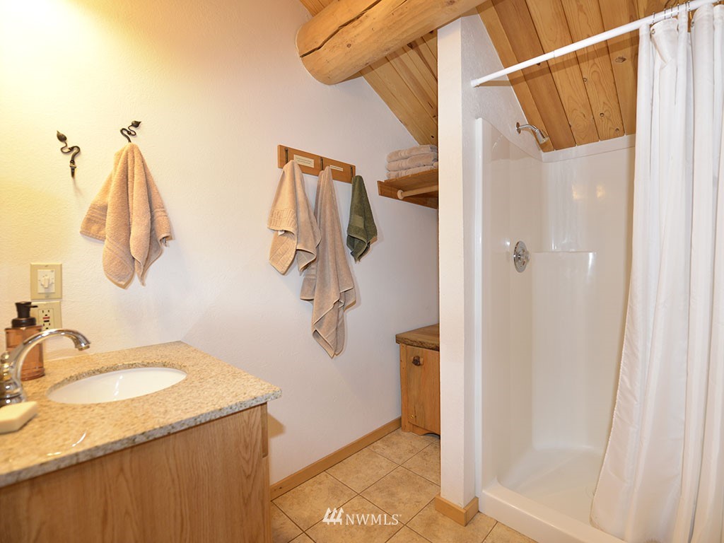 32 Wolf Ridge Lane Winthrop, WA 98862 - Photo 18 of 21 Gallery Image 18