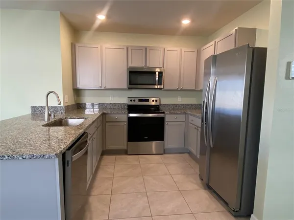 $2,300 | 33801 Jasmine Star Loop, Wesley Chapel, FL 33543